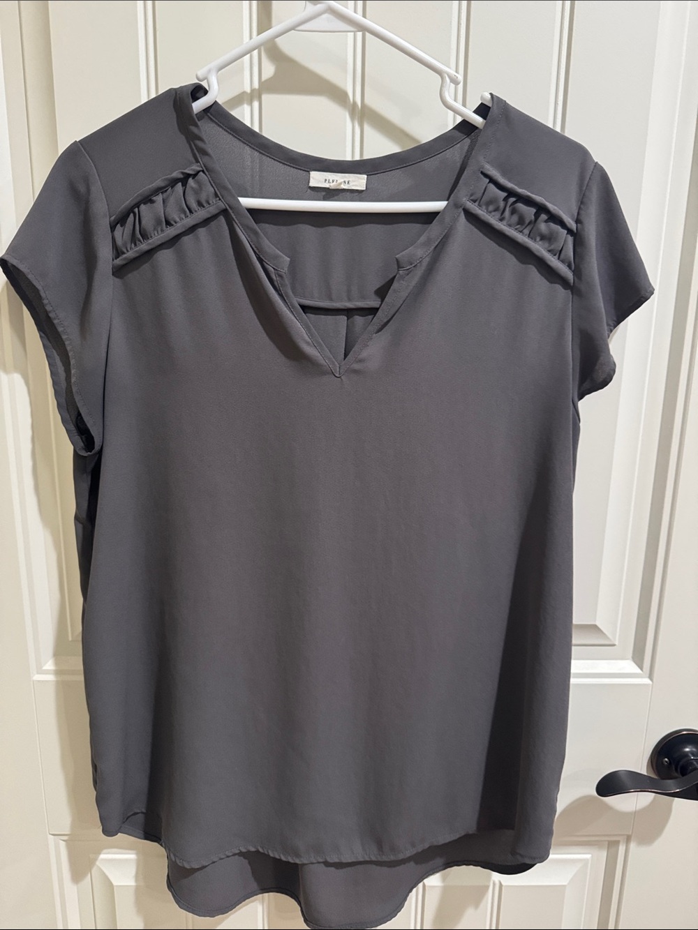 Pleione Slate Gray V-Neck Cap-Sleeve Blouse